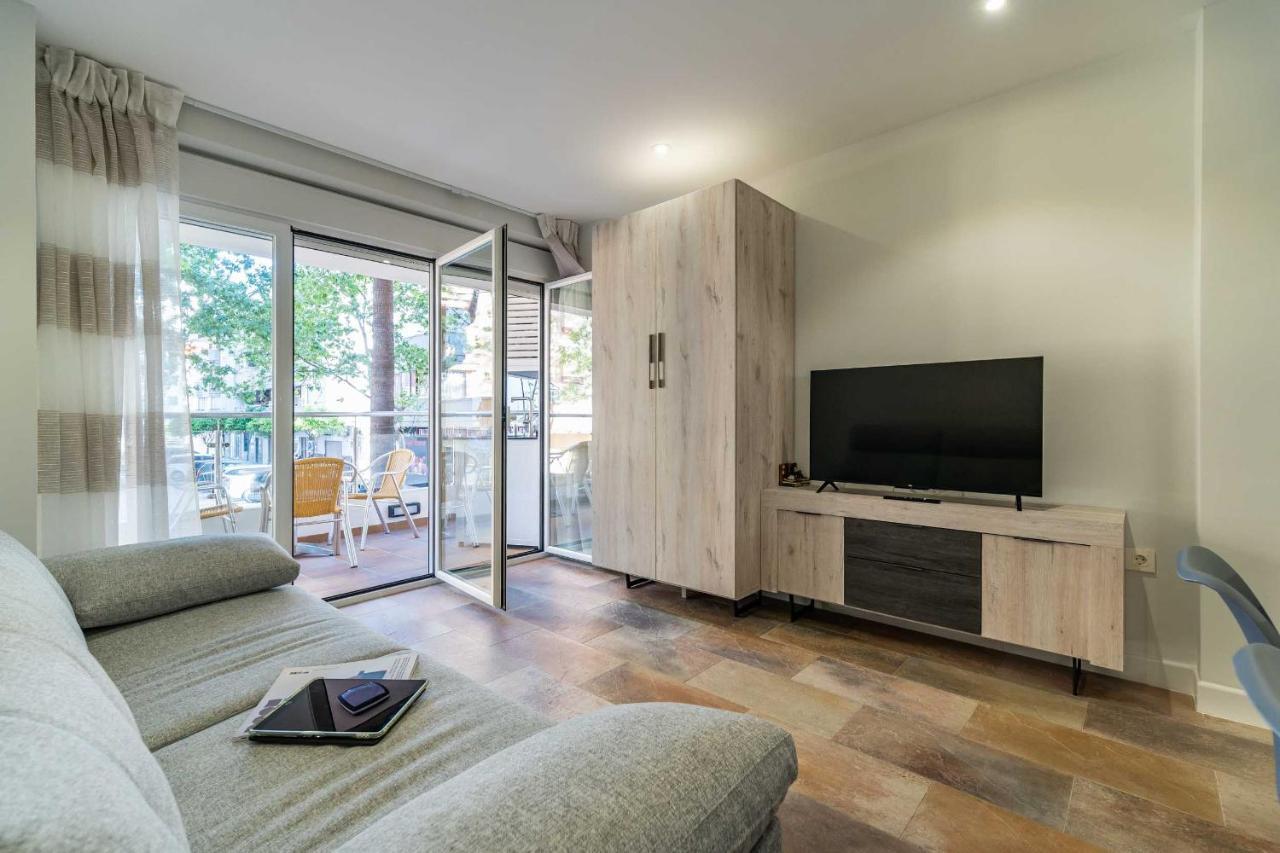 Apartamentos Dr28 A 250 M De La Playa 푸엔히롤라 외부 사진