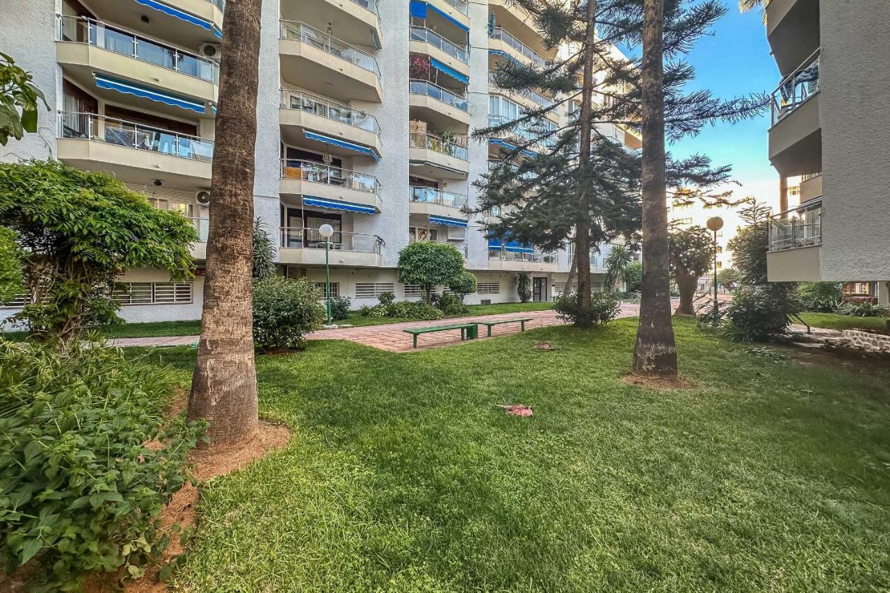 Apartamentos Dr28 A 250 M De La Playa 푸엔히롤라 외부 사진