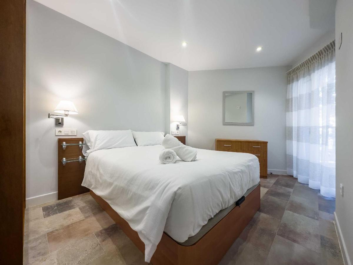 Apartamentos Dr28 A 250 M De La Playa 푸엔히롤라 외부 사진