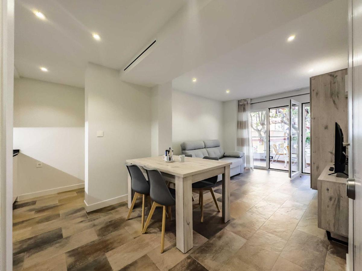 Apartamentos Dr28 A 250 M De La Playa 푸엔히롤라 외부 사진