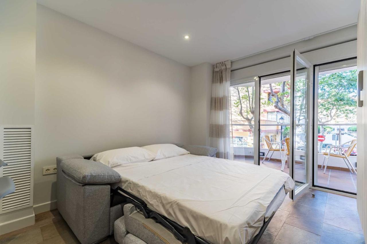 Apartamentos Dr28 A 250 M De La Playa 푸엔히롤라 외부 사진