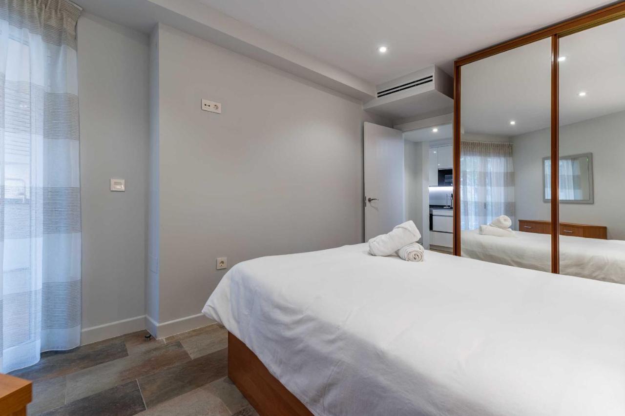 Apartamentos Dr28 A 250 M De La Playa 푸엔히롤라 외부 사진