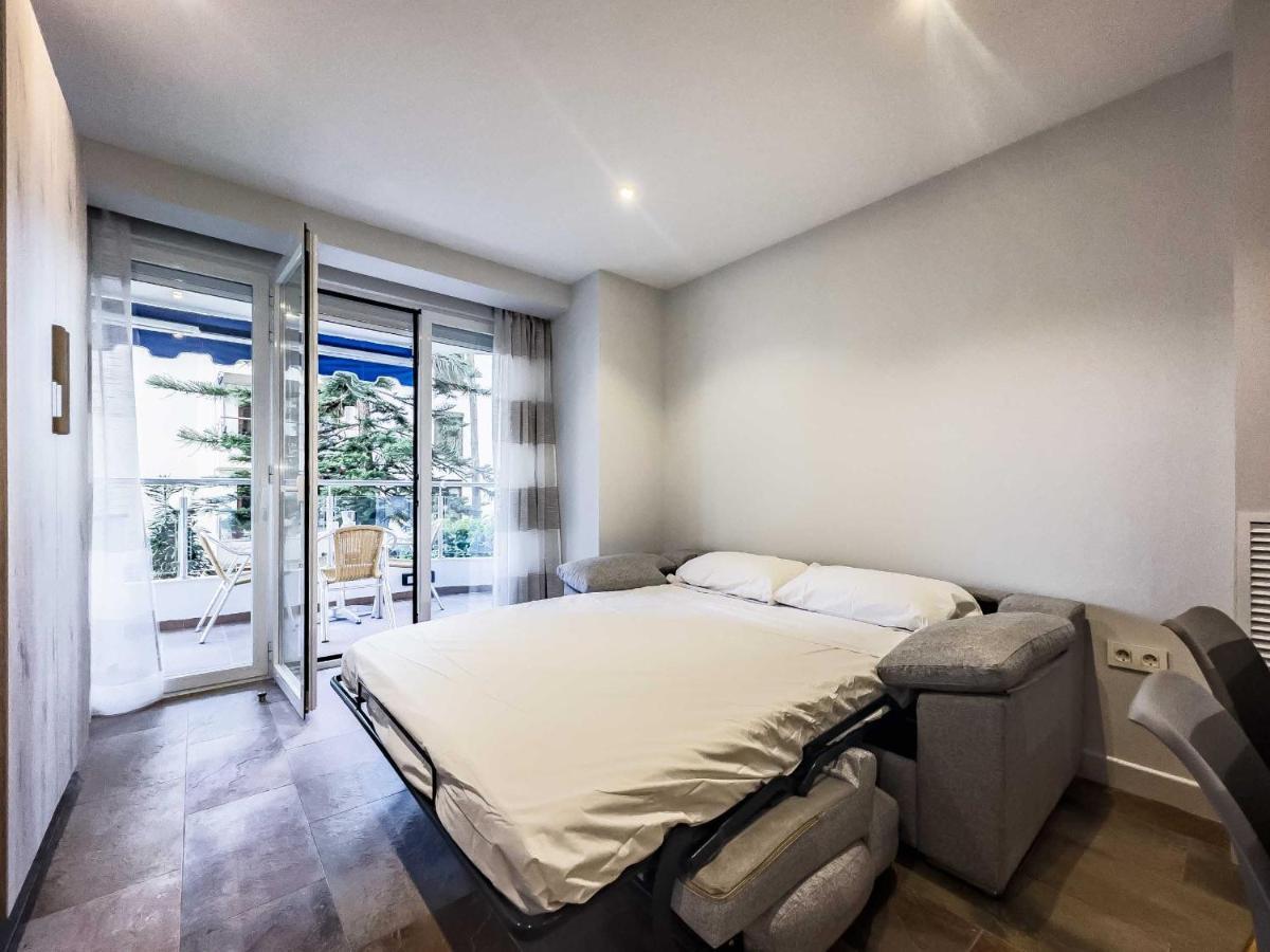 Apartamentos Dr28 A 250 M De La Playa 푸엔히롤라 외부 사진