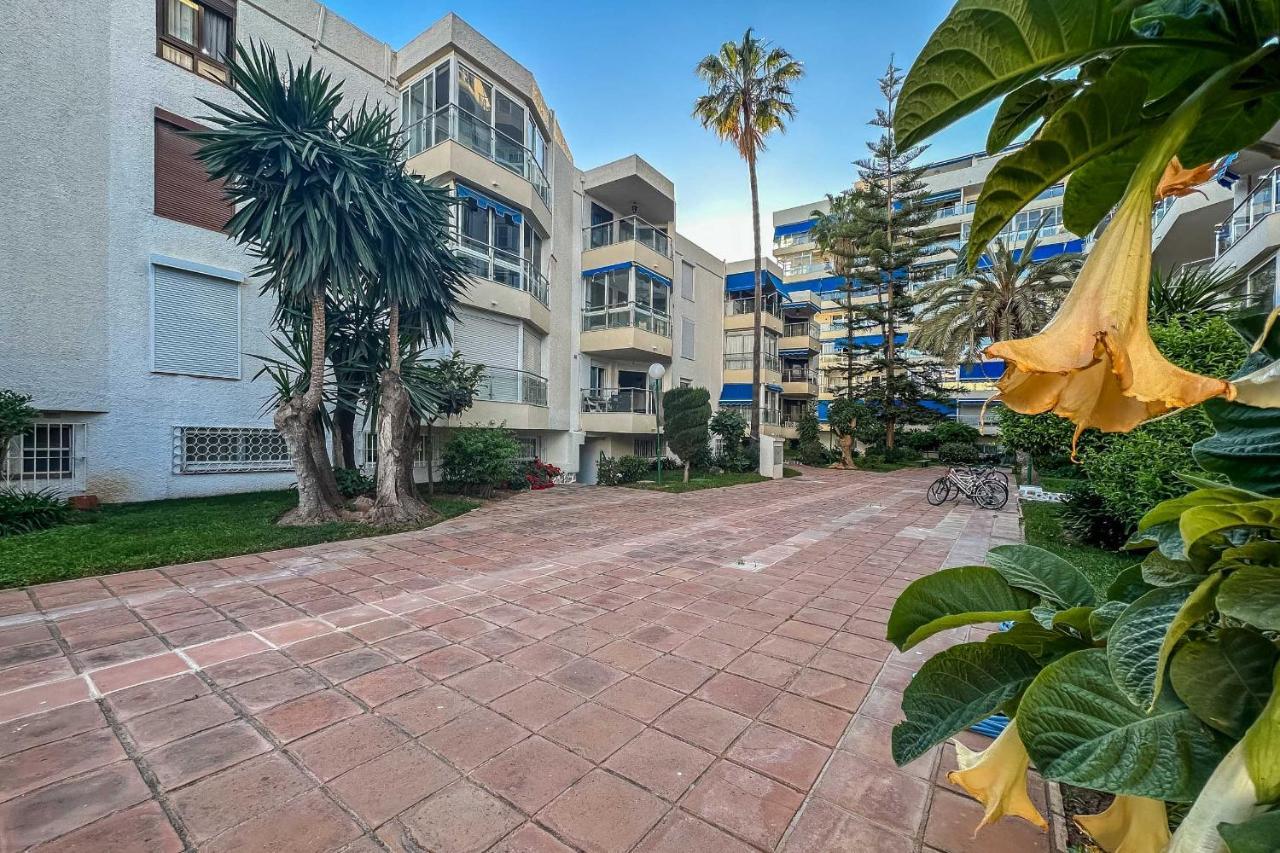 Apartamentos Dr28 A 250 M De La Playa 푸엔히롤라 외부 사진